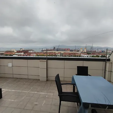 Alquiler De Atico En Barrio Pesquero *
